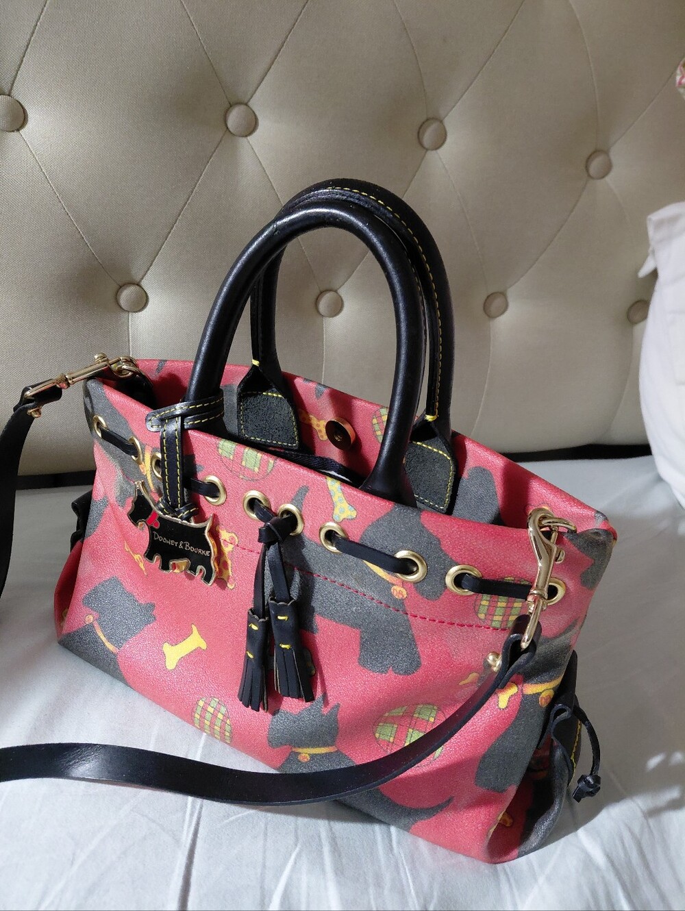 Dooney & Bourke red Scottie Pattern Satchel with Black Trim Medium Size - Picture 5 of 9